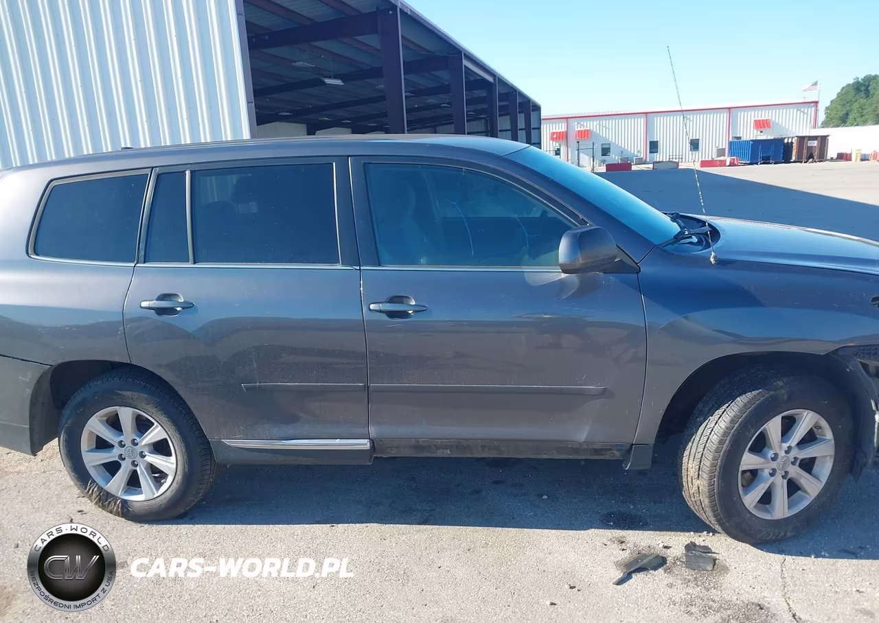 2011 Toyota Highlander VIN:5TDZA3EHXBS009065 - 13