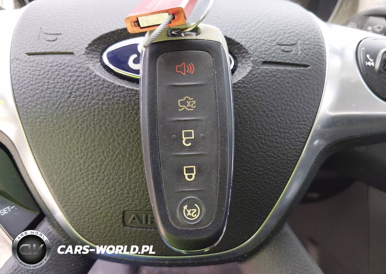 2014 Ford Focus Titanium VIN:1FADP3J23EL128033 - 11