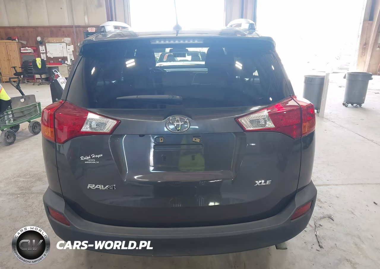 2015 Toyota Rav4 Xle VIN:2T3WFREV9FW226981 - 16