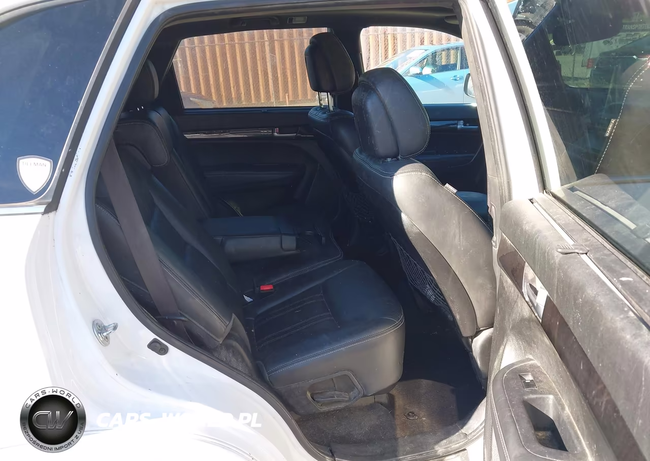 2014 Kia Sorento Limited V6 VIN:5XYKWDA77EG463393 - 8
