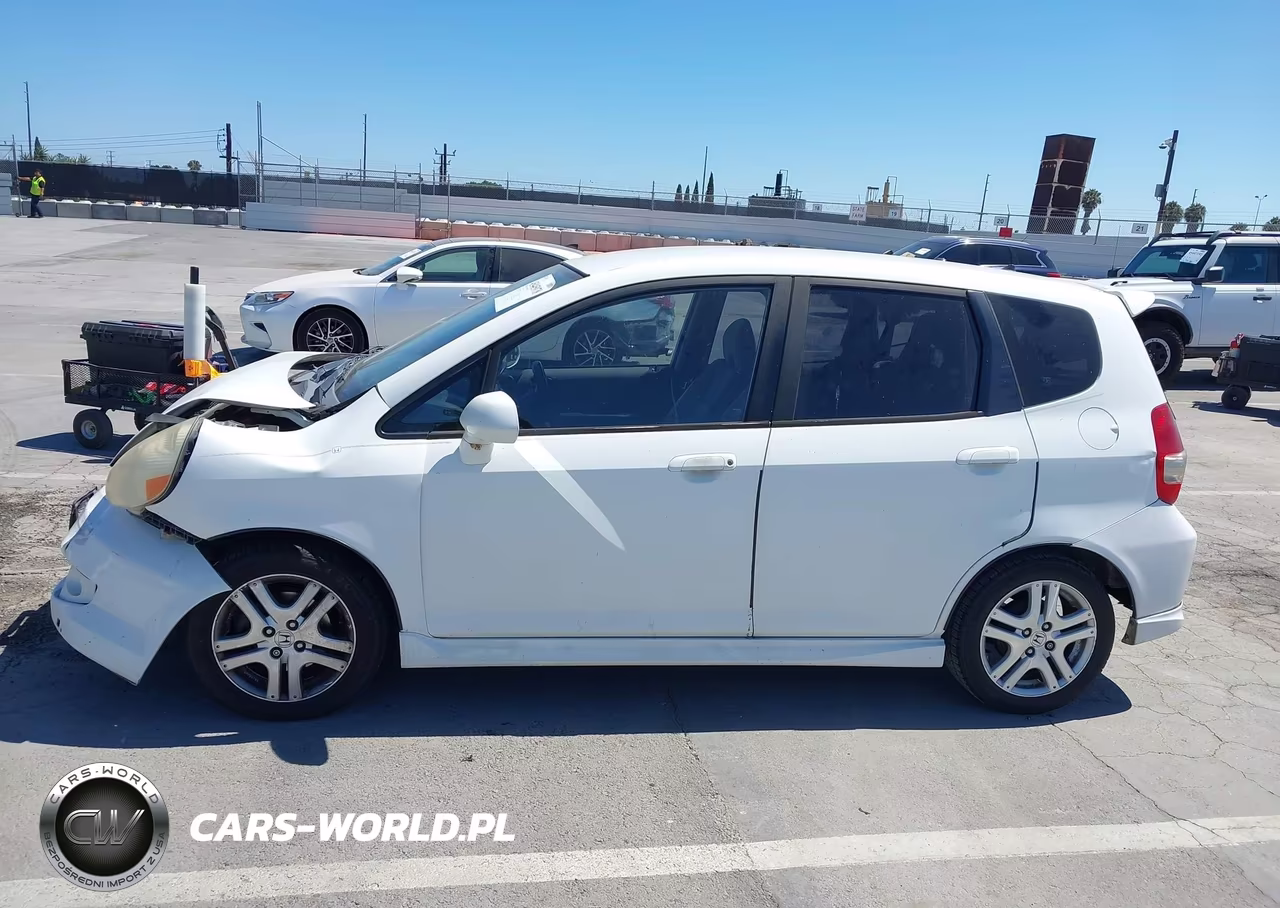 2007 Honda Fit Sport VIN:JHMGD38677S046290 - 14