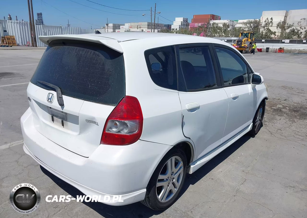 2007 Honda Fit Sport VIN:JHMGD38677S046290 - 4