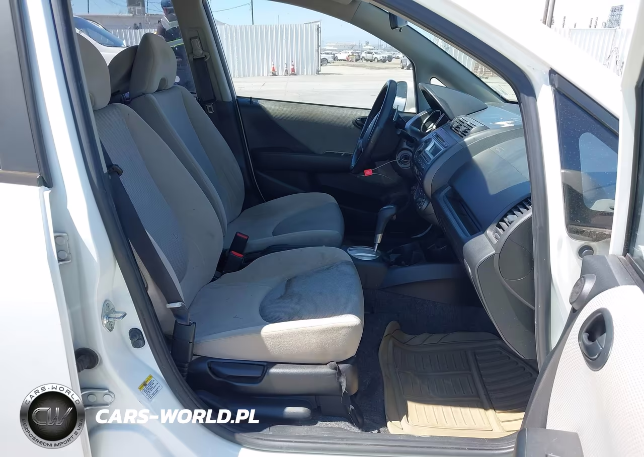2007 Honda Fit Sport VIN:JHMGD38677S046290 - 5