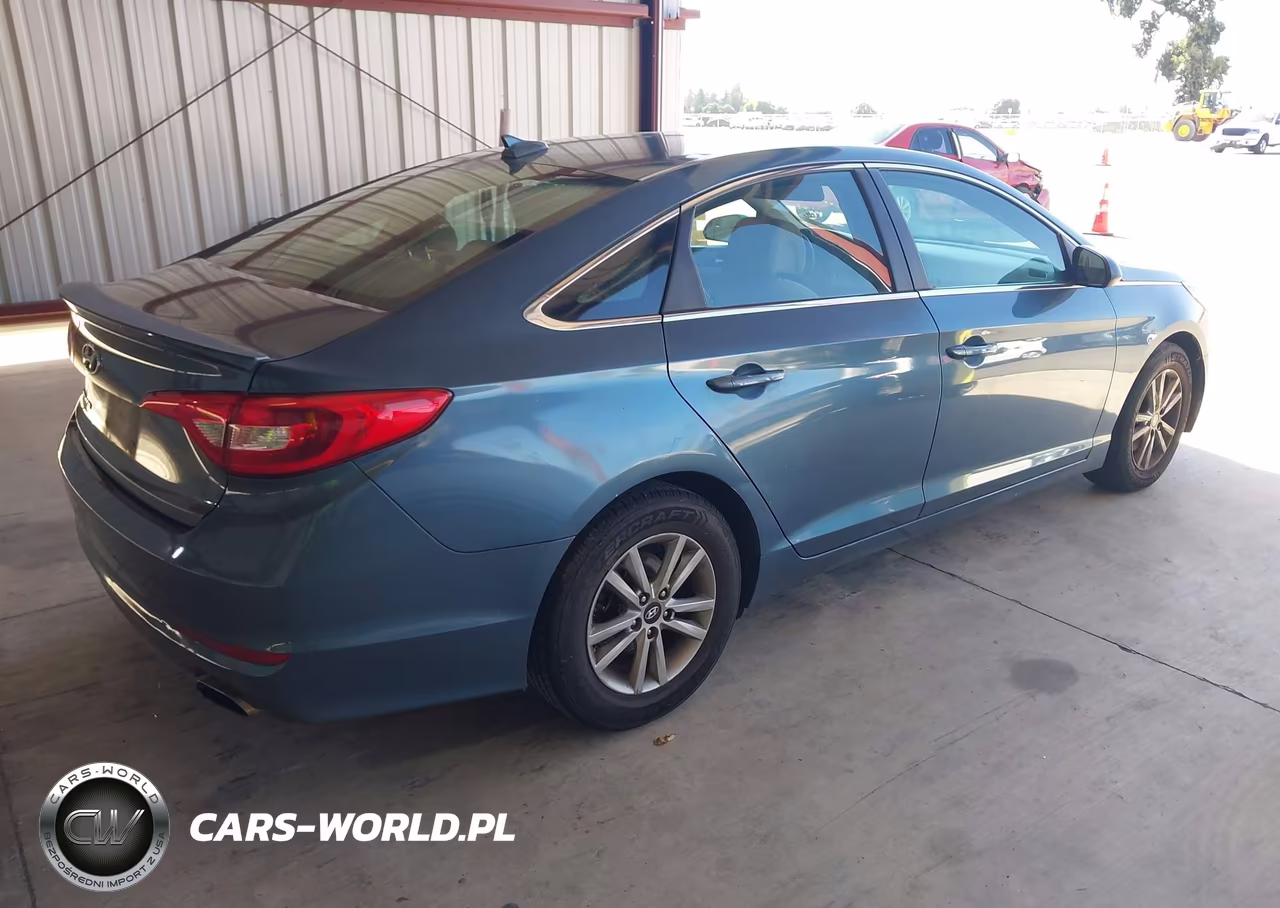 2016 Hyundai Sonata VIN:5NPE24AFXGH409520 - 4