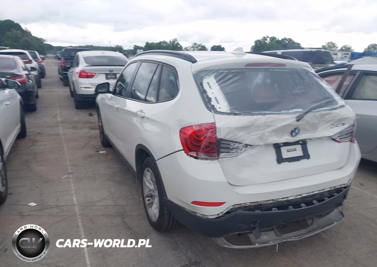 2015 BMW X1 xDrive28I VIN:WBAVL1C57FVY39176 - 3