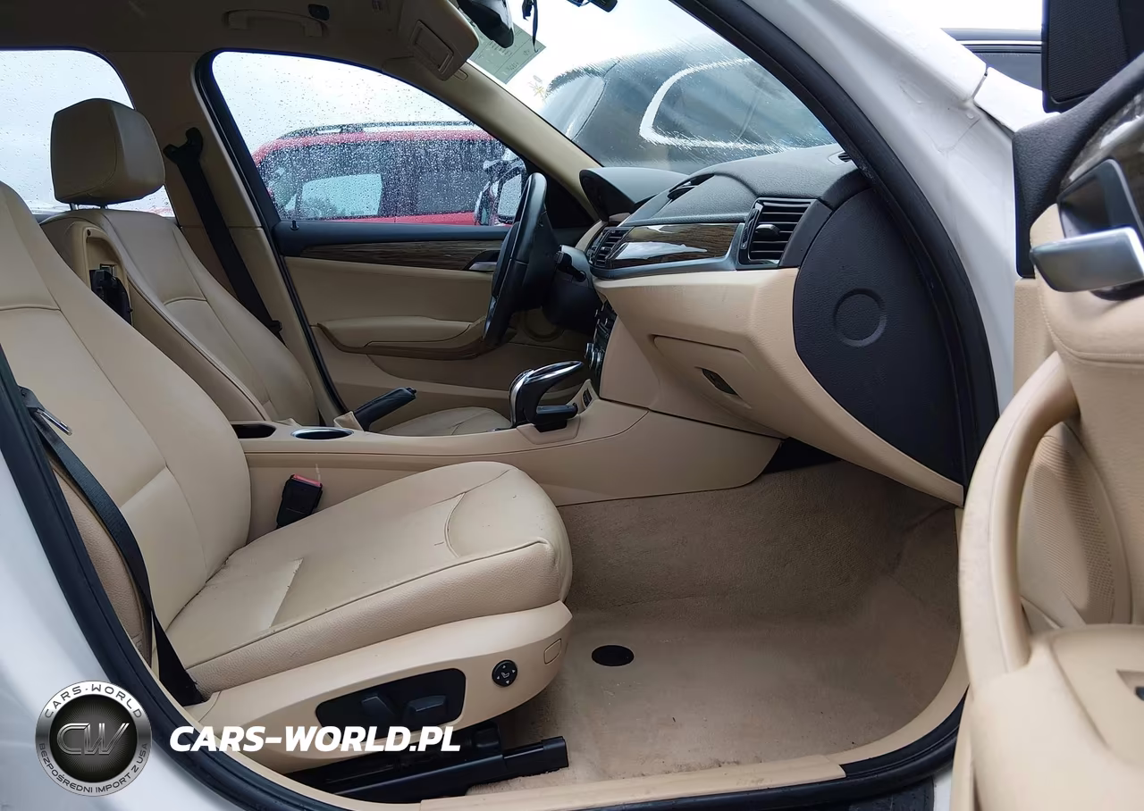 2015 BMW X1 xDrive28I VIN:WBAVL1C57FVY39176 - 5