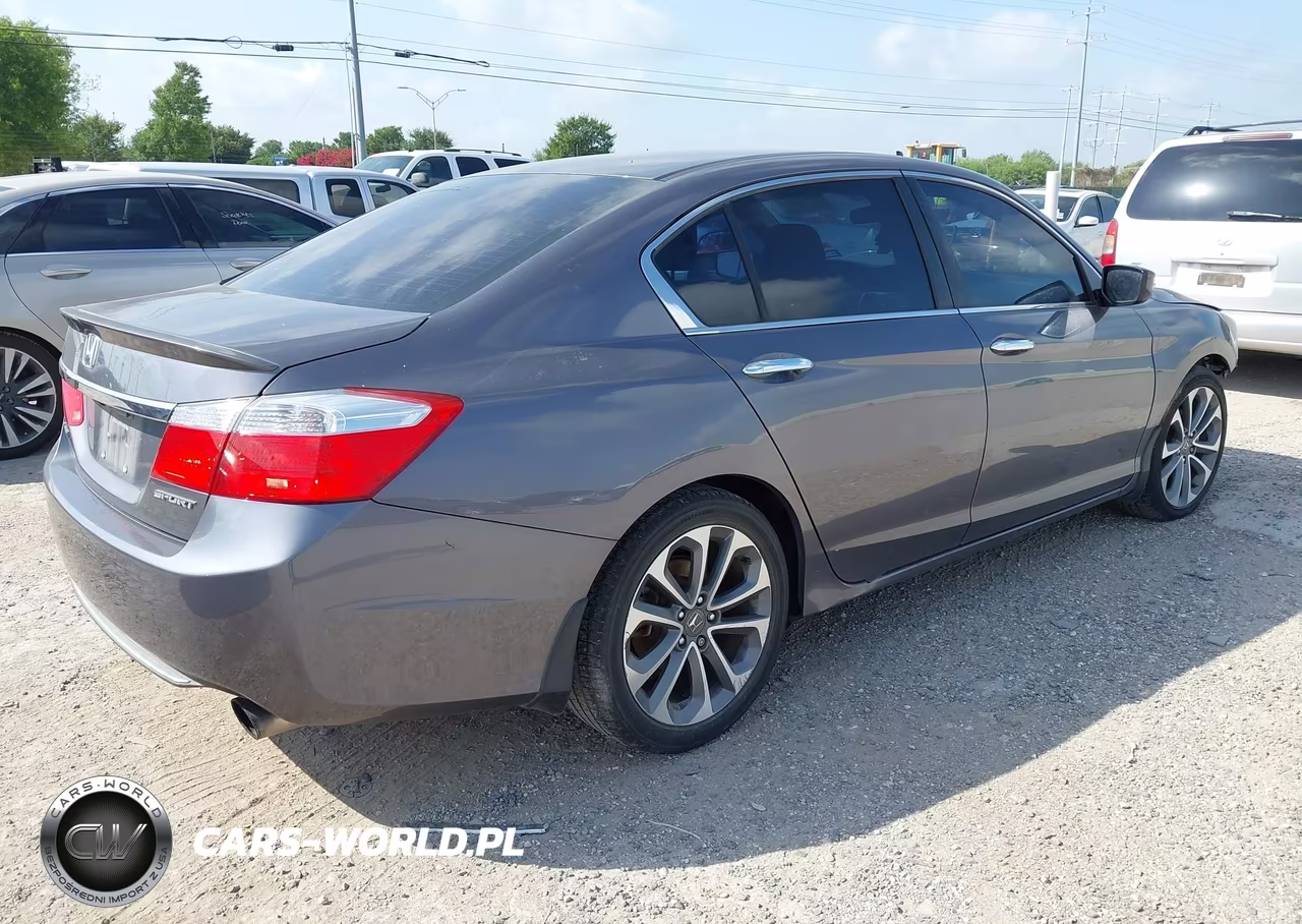 2015 Honda Accord Sport VIN:1HGCR2F55FA139143 - 4