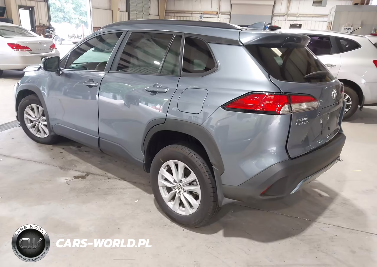2024 Toyota Corolla Cross Le VIN:7MUCAAAG4RV102770 - 3