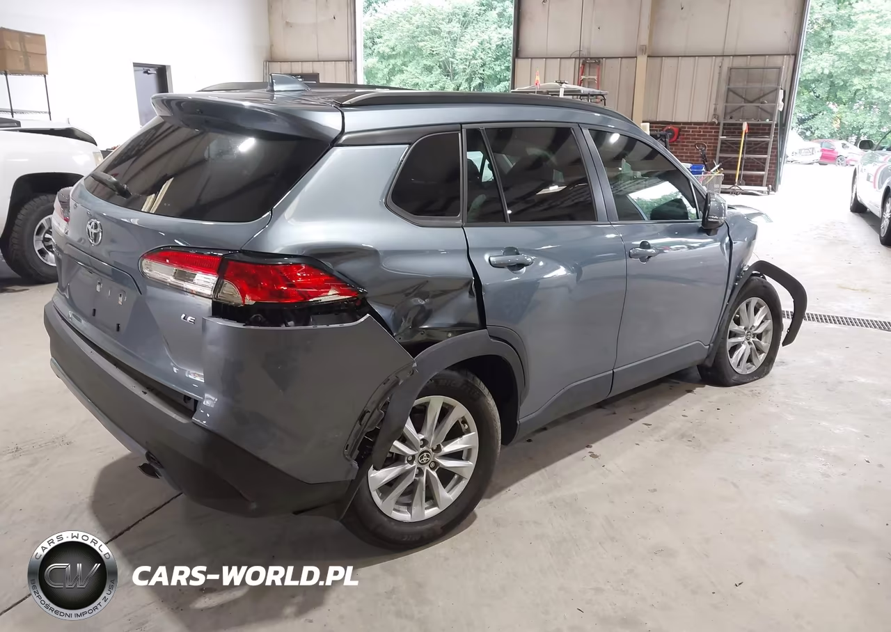 2024 Toyota Corolla Cross Le VIN:7MUCAAAG4RV102770 - 4