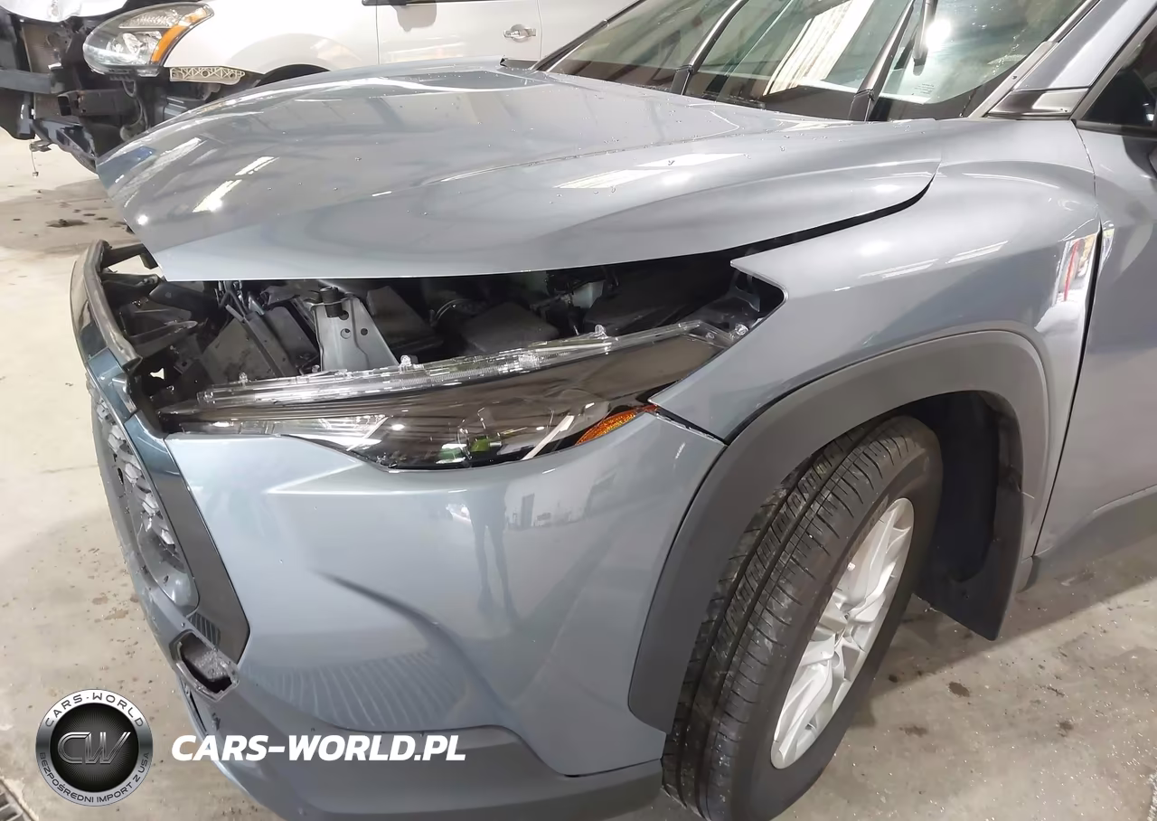 2024 Toyota Corolla Cross Le VIN:7MUCAAAG4RV102770 - 6
