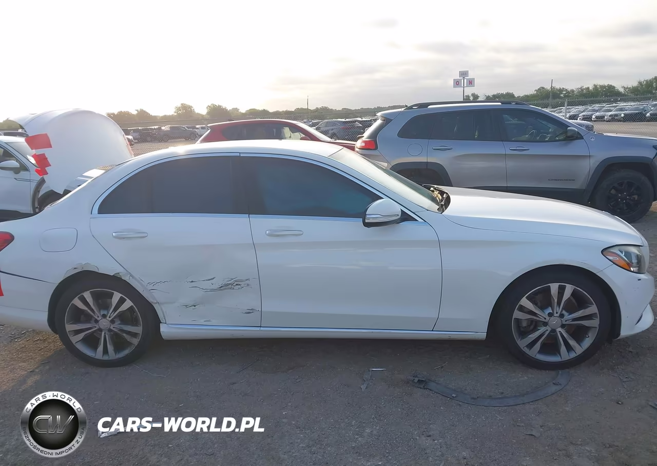2015 Mercedes-Benz C 300 VIN:55SWF4JB3FU088390 - 13