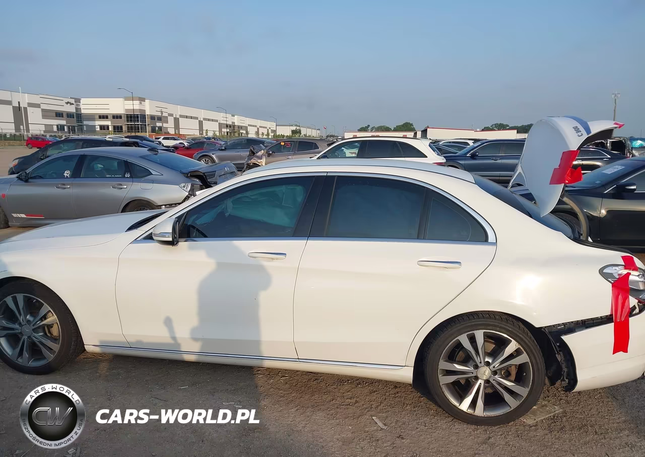2015 Mercedes-Benz C 300 VIN:55SWF4JB3FU088390 - 14
