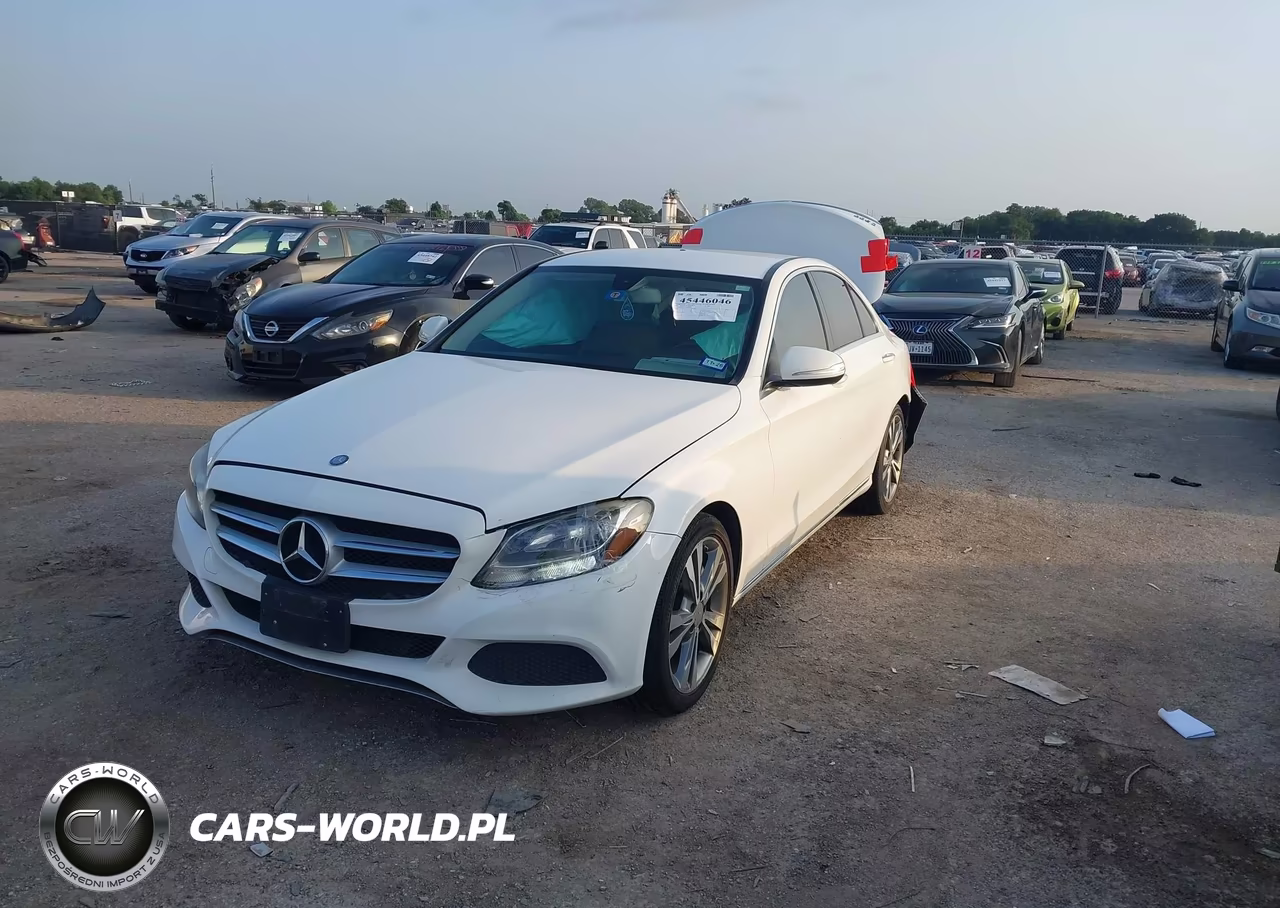 2015 Mercedes-Benz C 300 VIN:55SWF4JB3FU088390 - 2