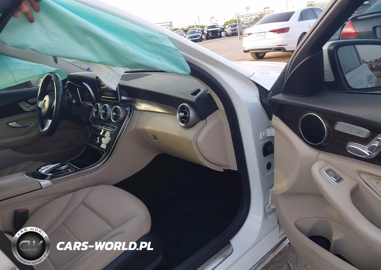 2015 Mercedes-Benz C 300 VIN:55SWF4JB3FU088390 - 5