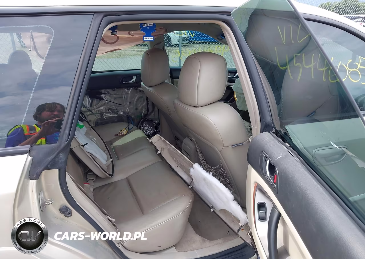 2006 Subaru Outback 3.0R L.l. Bean Edition VIN:4S4BP86C064352688 - 8