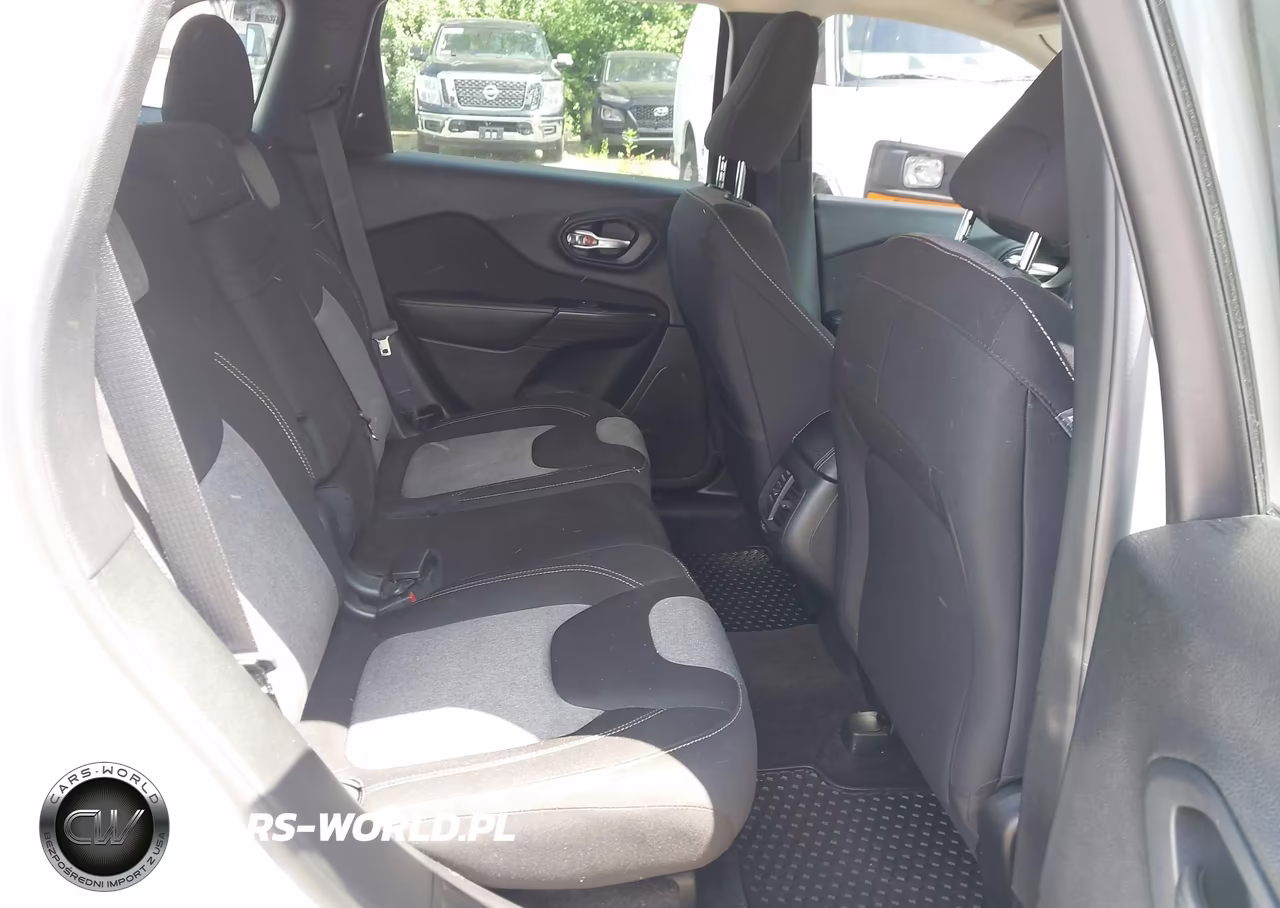2017 Jeep Cherokee Altitude VIN:1C4PJMAB6HW502362 - 8