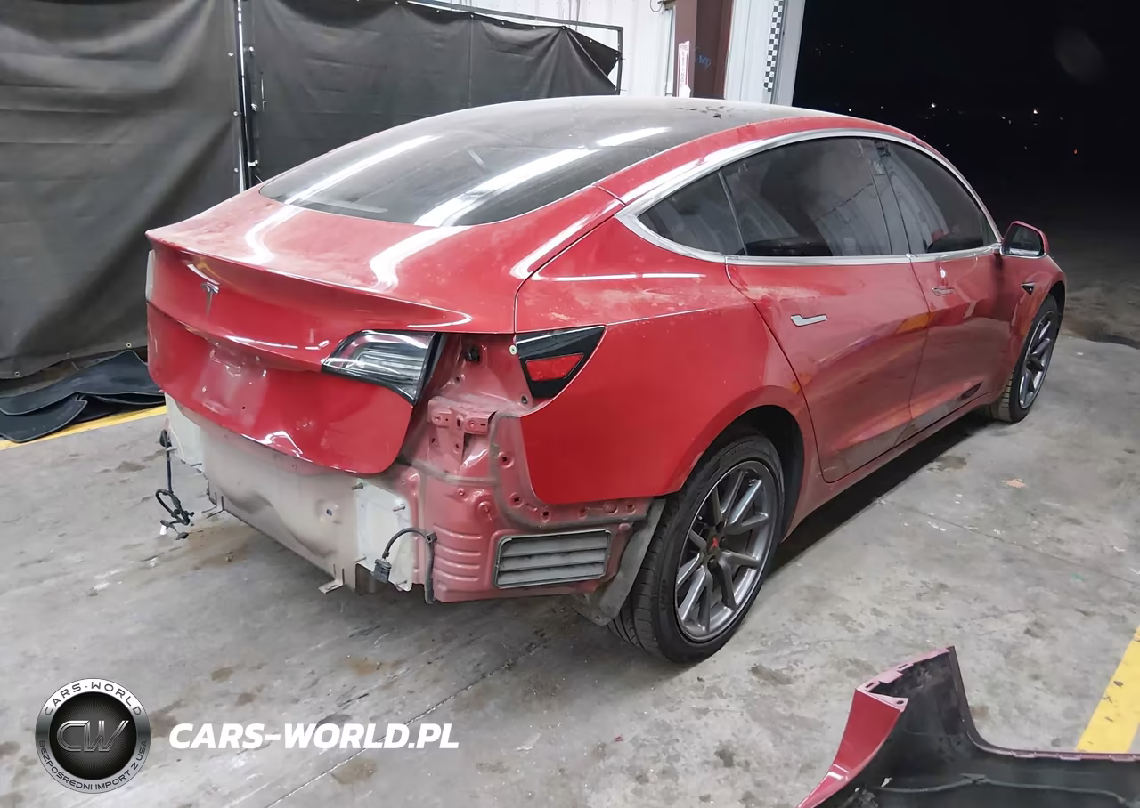 2018 Tesla Model 3 Long Range-Mid Range VIN:5YJ3E1EA8JF034115 - 4
