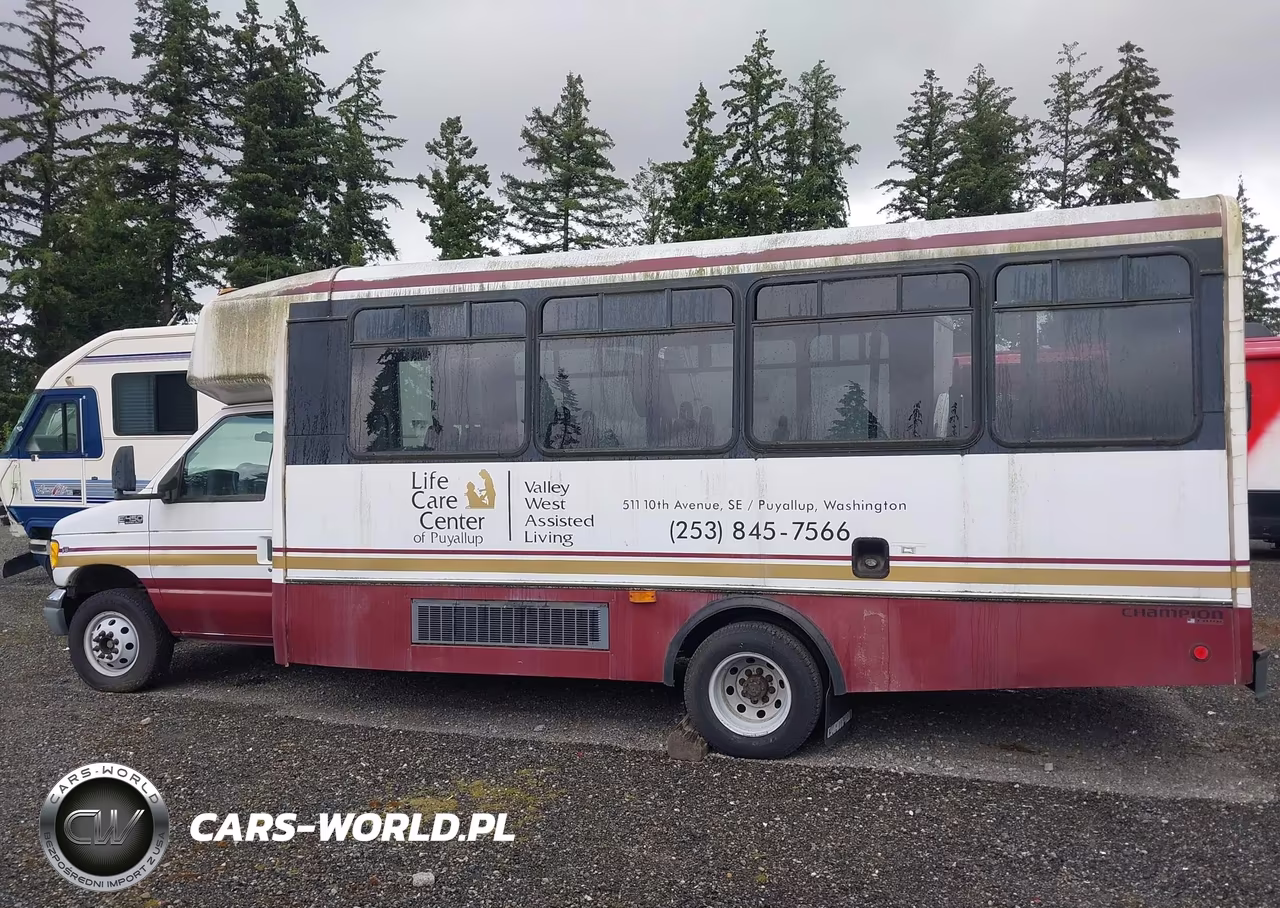 2000 Ford E-450 Cutaway Standard VIN:1FDXE45S3YHB54051 - 17