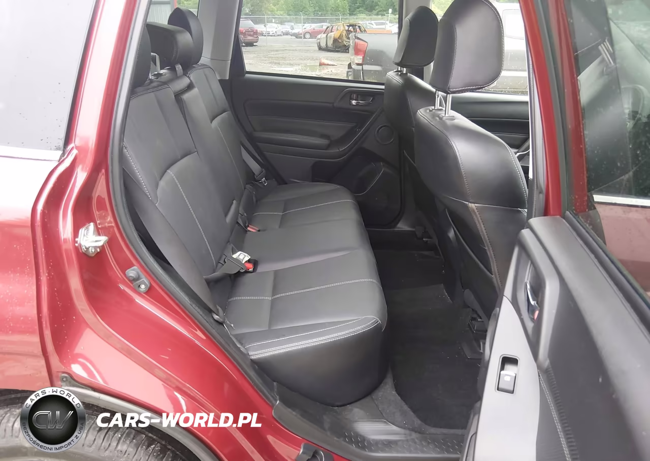 2018 Subaru Forester 2.5I Touring VIN:JF2SJAWC1JH569652 - 8