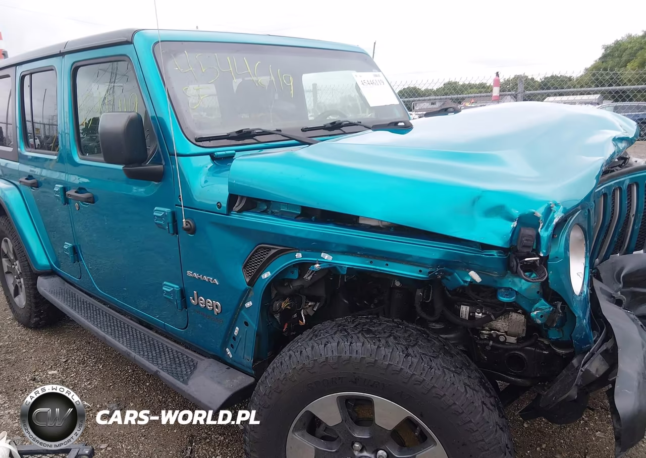 2019 Jeep Wrangler Unlimited Sahara 4X4 VIN:1C4HJXENXKW618228 - 18