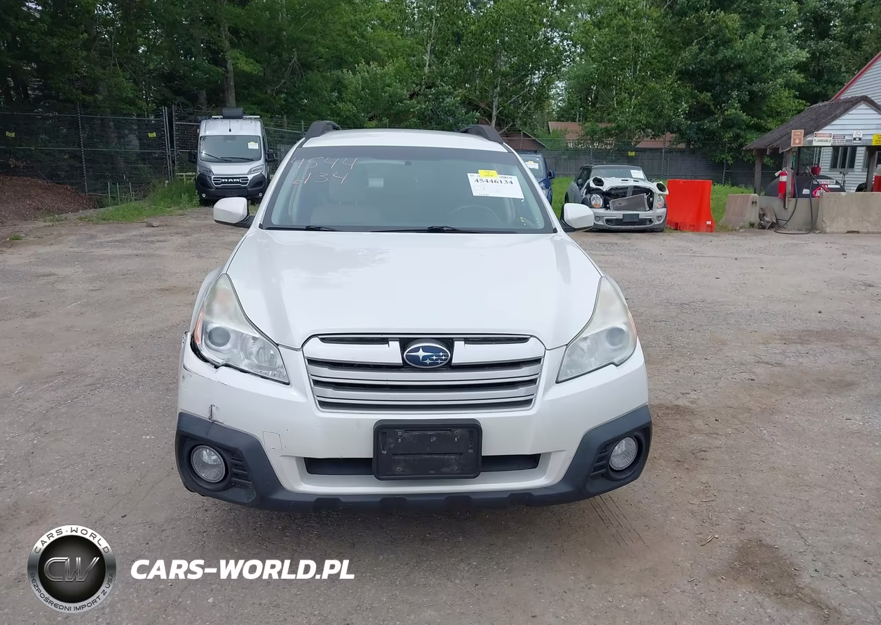 2013 Subaru Outback 2.5I Premium VIN:4S4BRBCC0D3304347 - 13