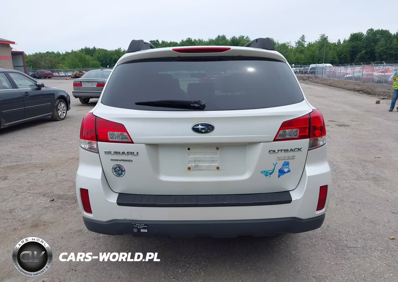 2013 Subaru Outback 2.5I Premium VIN:4S4BRBCC0D3304347 - 15