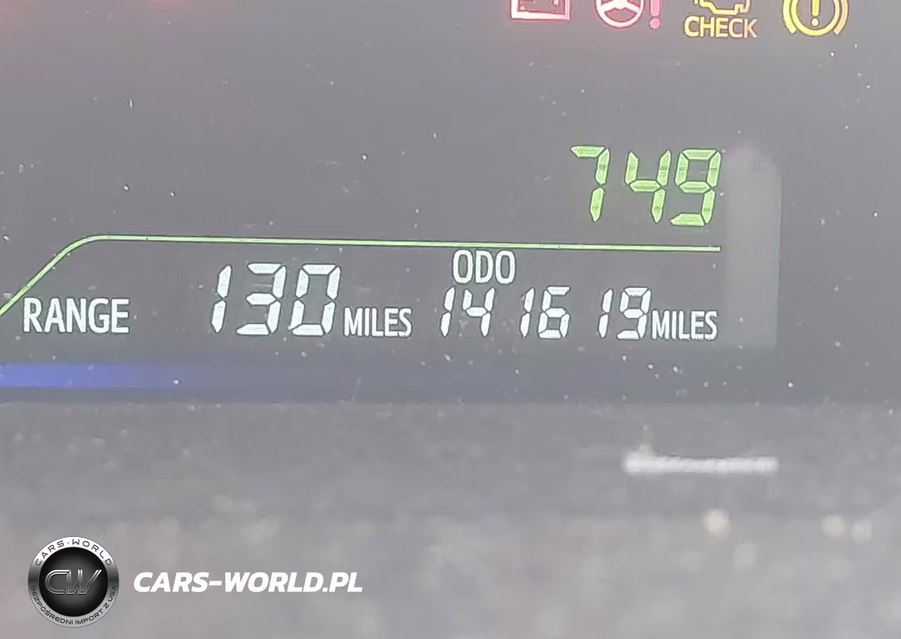 2012 Toyota Prius V Two VIN:JTDZN3EU8C3173502 - 15
