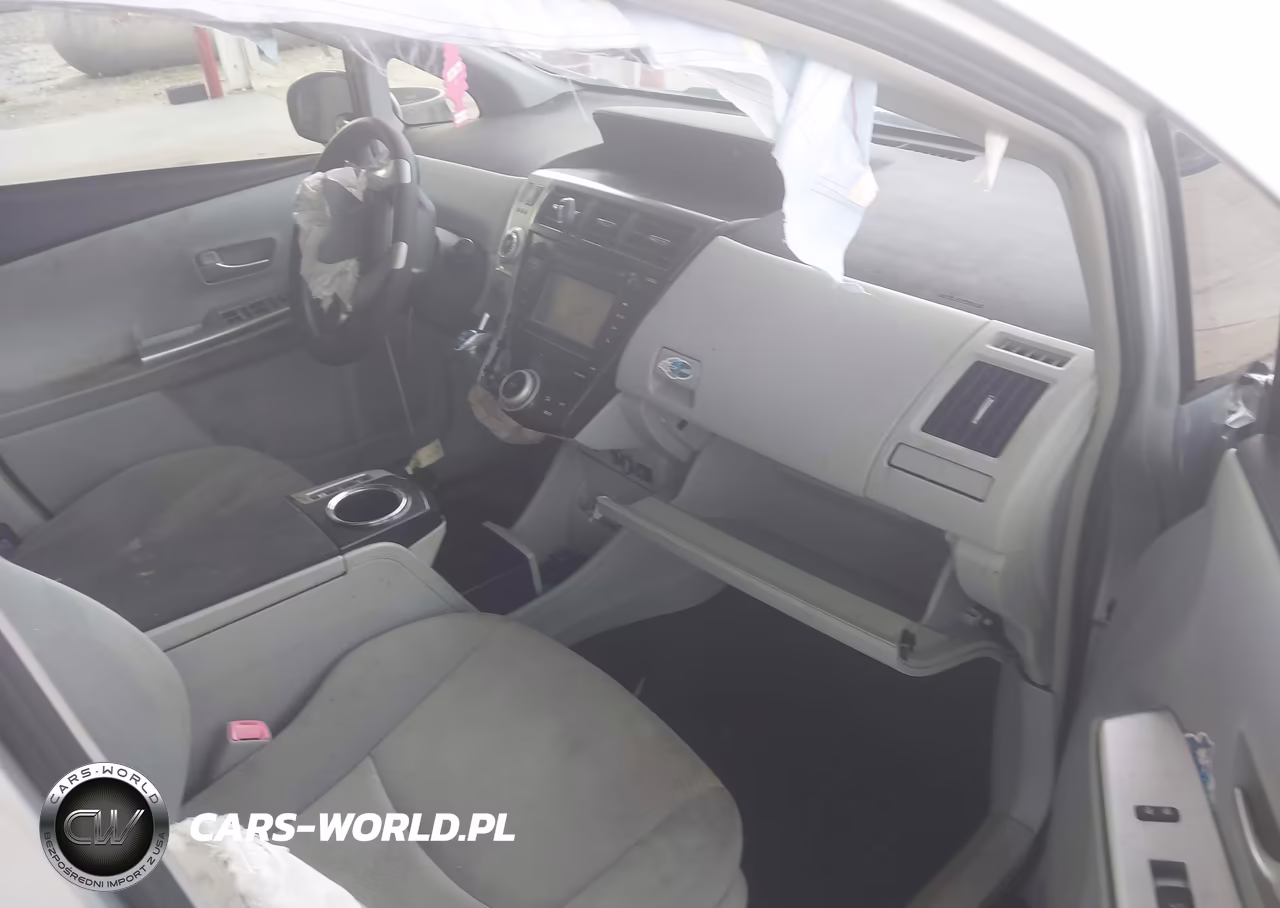 2012 Toyota Prius V Two VIN:JTDZN3EU8C3173502 - 5
