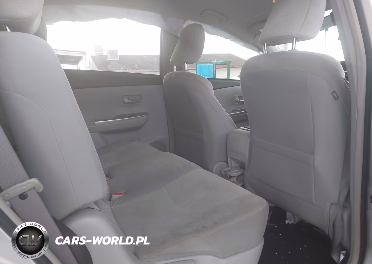 2012 Toyota Prius V Two VIN:JTDZN3EU8C3173502 - 8
