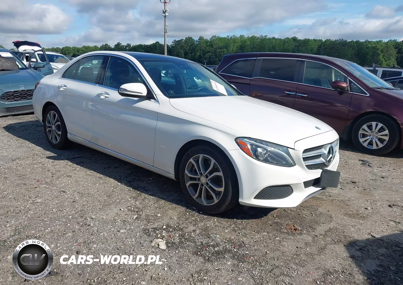 2017 Mercedes-Benz C 300 4Matic – zdjęcie 1 z 17