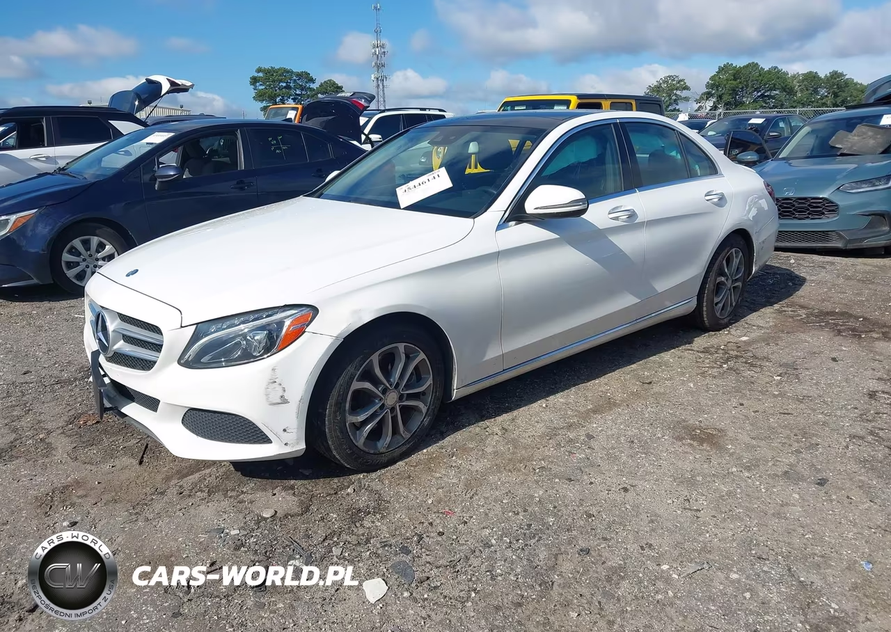 2017 Mercedes-Benz C 300 4Matic VIN:55SWF4KB3HU195828 - 2