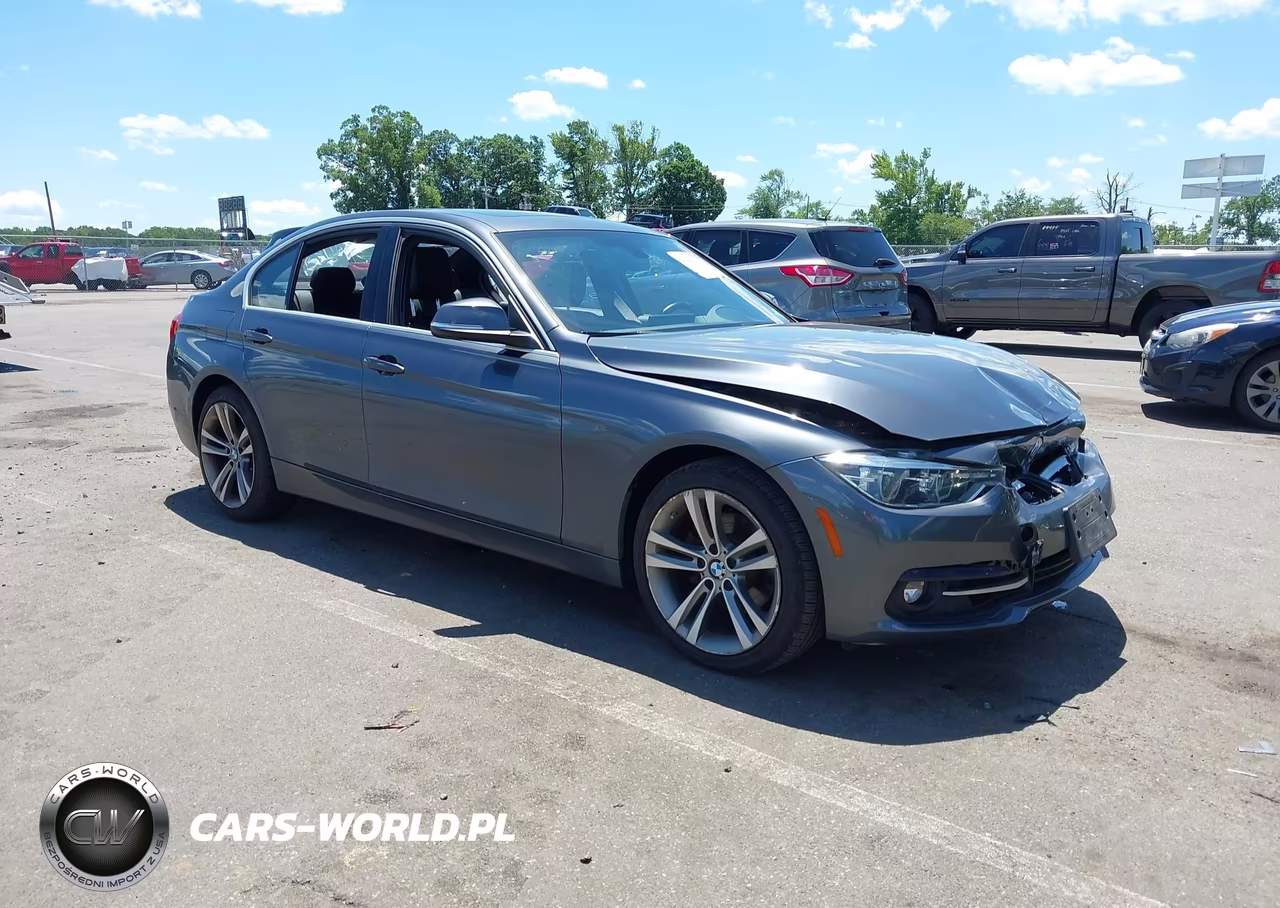 2018 BMW 330I xDrive – zdjęcie 1 z 19