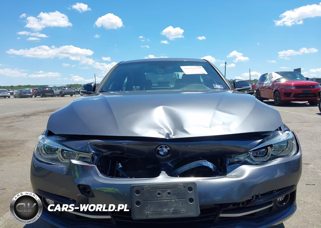 2018 BMW 330I xDrive VIN:WBA8D9C56JA615423 - 12
