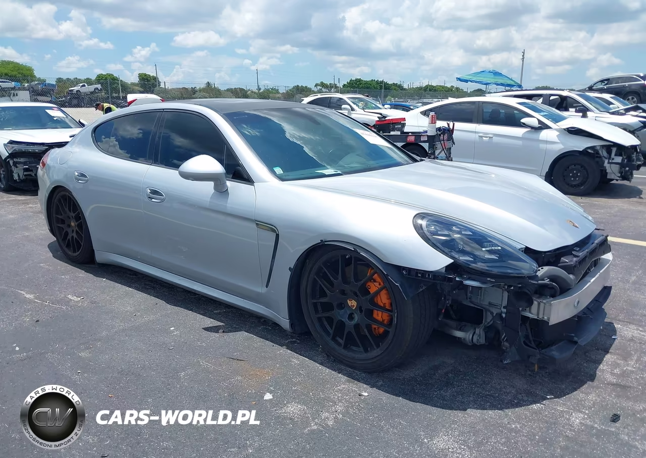 2016 Porsche Panamera 4 – zdjęcie 1 z 17