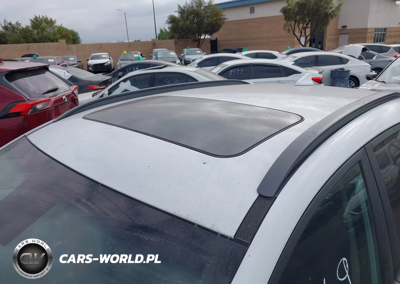 2021 Hyundai Kona Ultimate VIN:KM8K53A56MU608850 - 18
