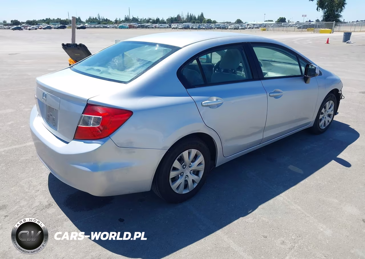 2012 Honda Civic Lx VIN:2HGFB2F52CH583384 - 4