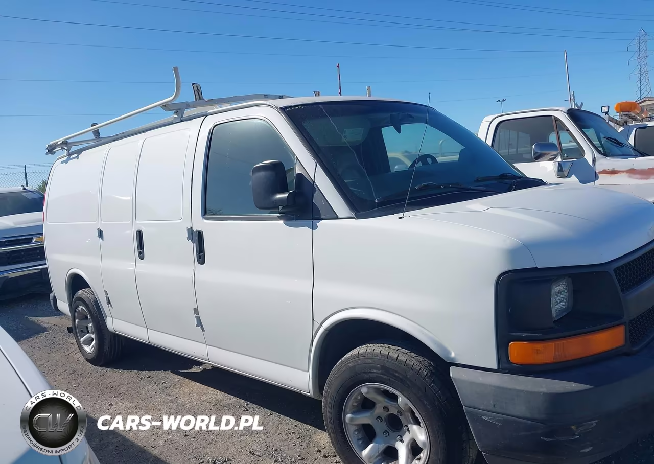 2004 Chevrolet Express VIN:1GCFG15X441106579 - 12