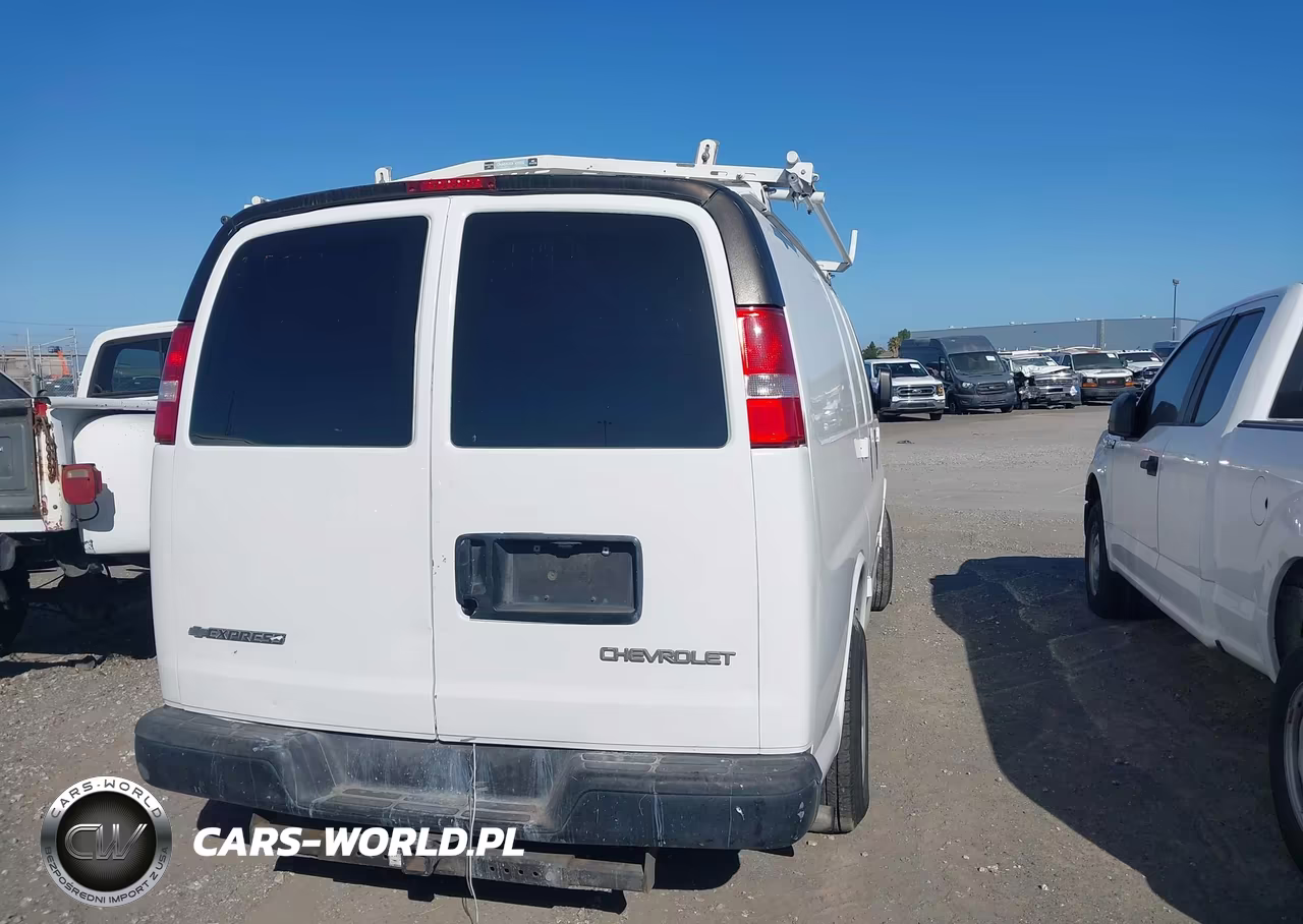 2004 Chevrolet Express VIN:1GCFG15X441106579 - 15