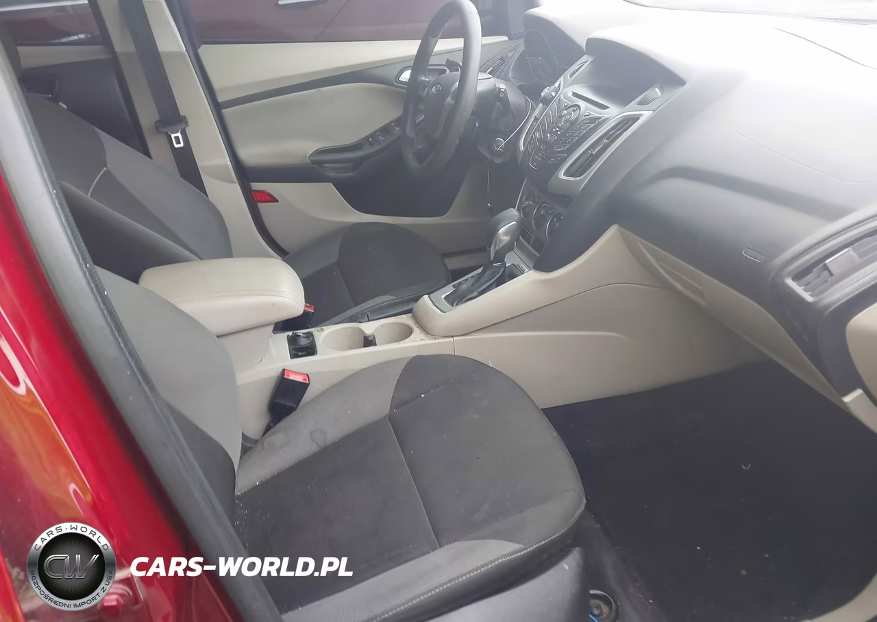 2013 Ford Focus Se VIN:1FADP3K21DL155356 - 5