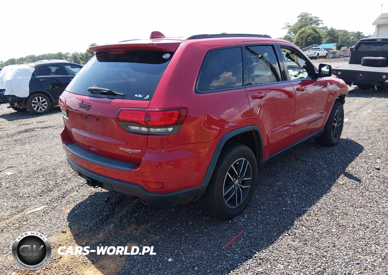 2018 Jeep Grand Cherokee Trailhawk 4X4 VIN:1C4RJFLG9JC406357 - 4