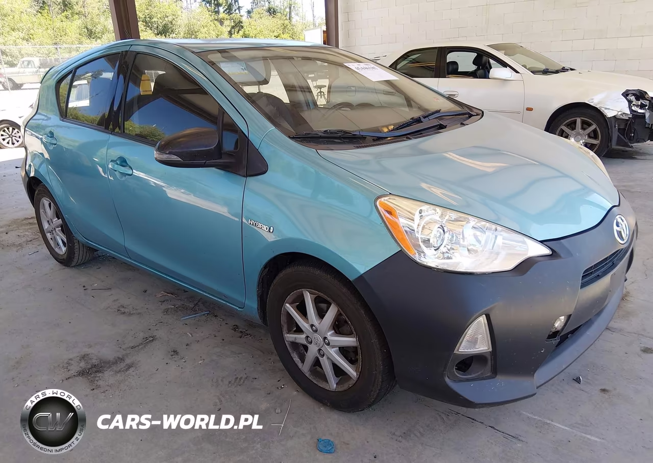 2014 Toyota Prius C Four – zdjęcie 1 z 16