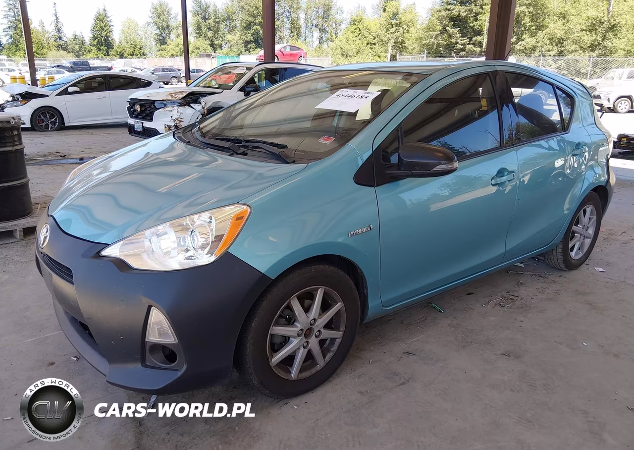 2014 Toyota Prius C Four VIN:JTDKDTB32E1066993 - 2