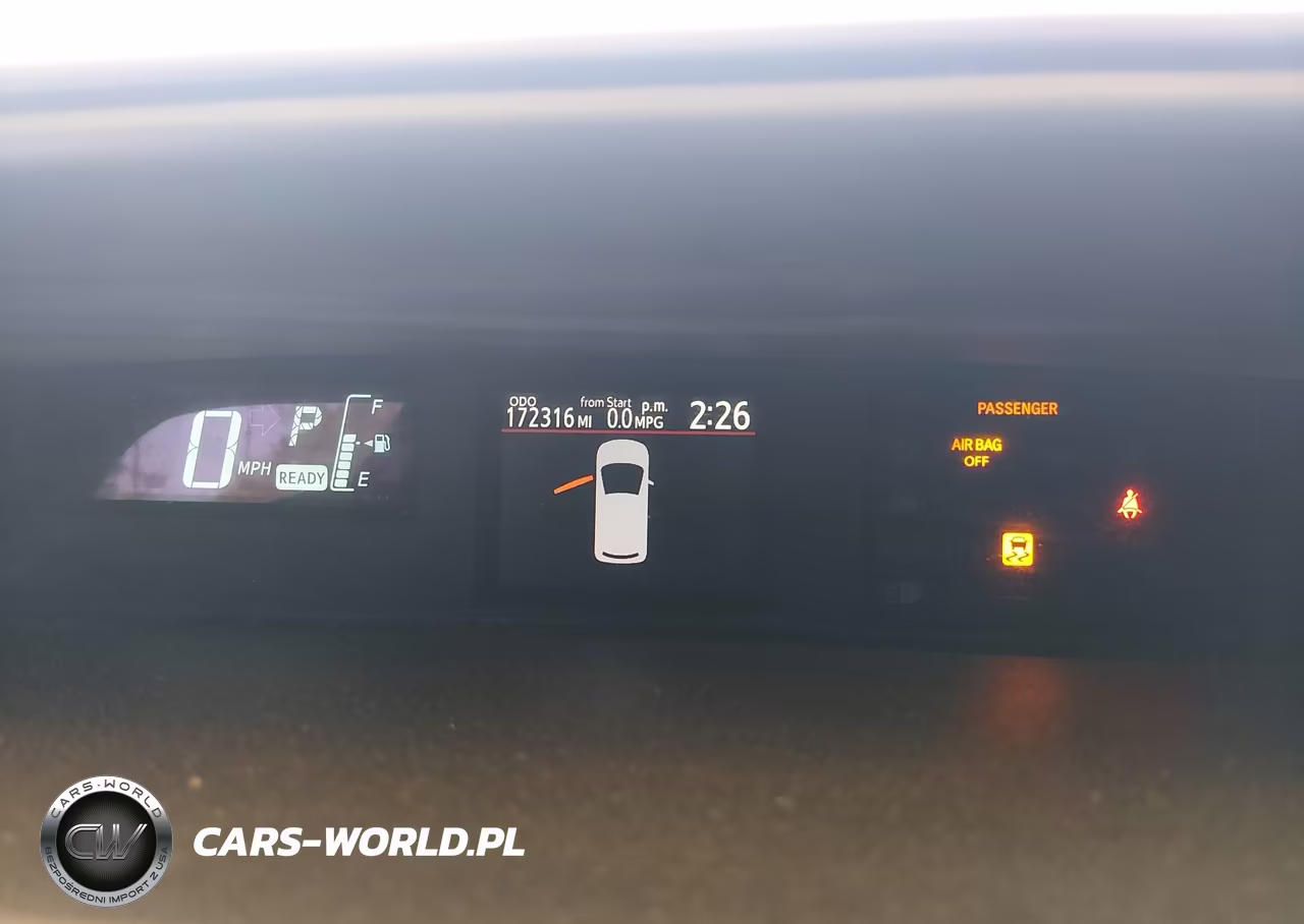 2014 Toyota Prius C Four VIN:JTDKDTB32E1066993 - 7