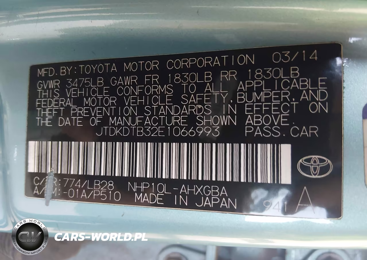 2014 Toyota Prius C Four VIN:JTDKDTB32E1066993 - 9
