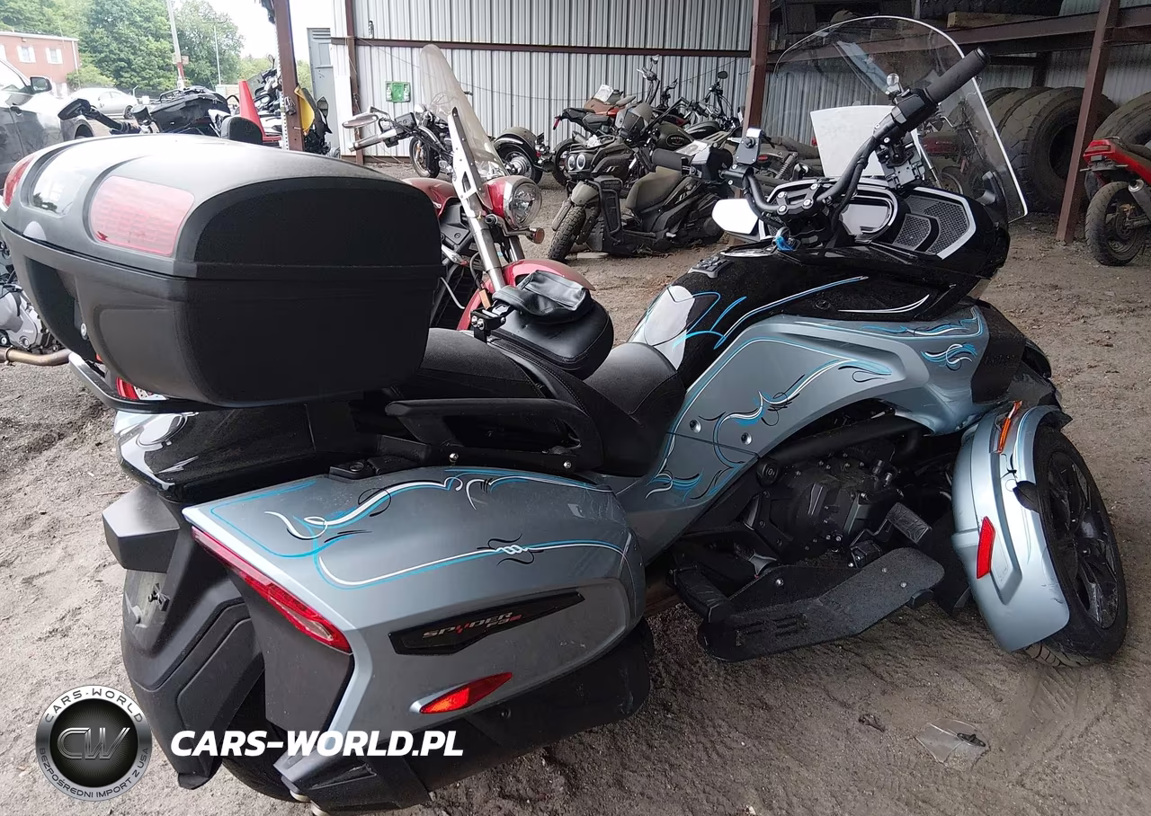 2022 Can-Am Spyder Roadster F3-T-F3 Limited VIN:2BXREDD20NV000631 - 4