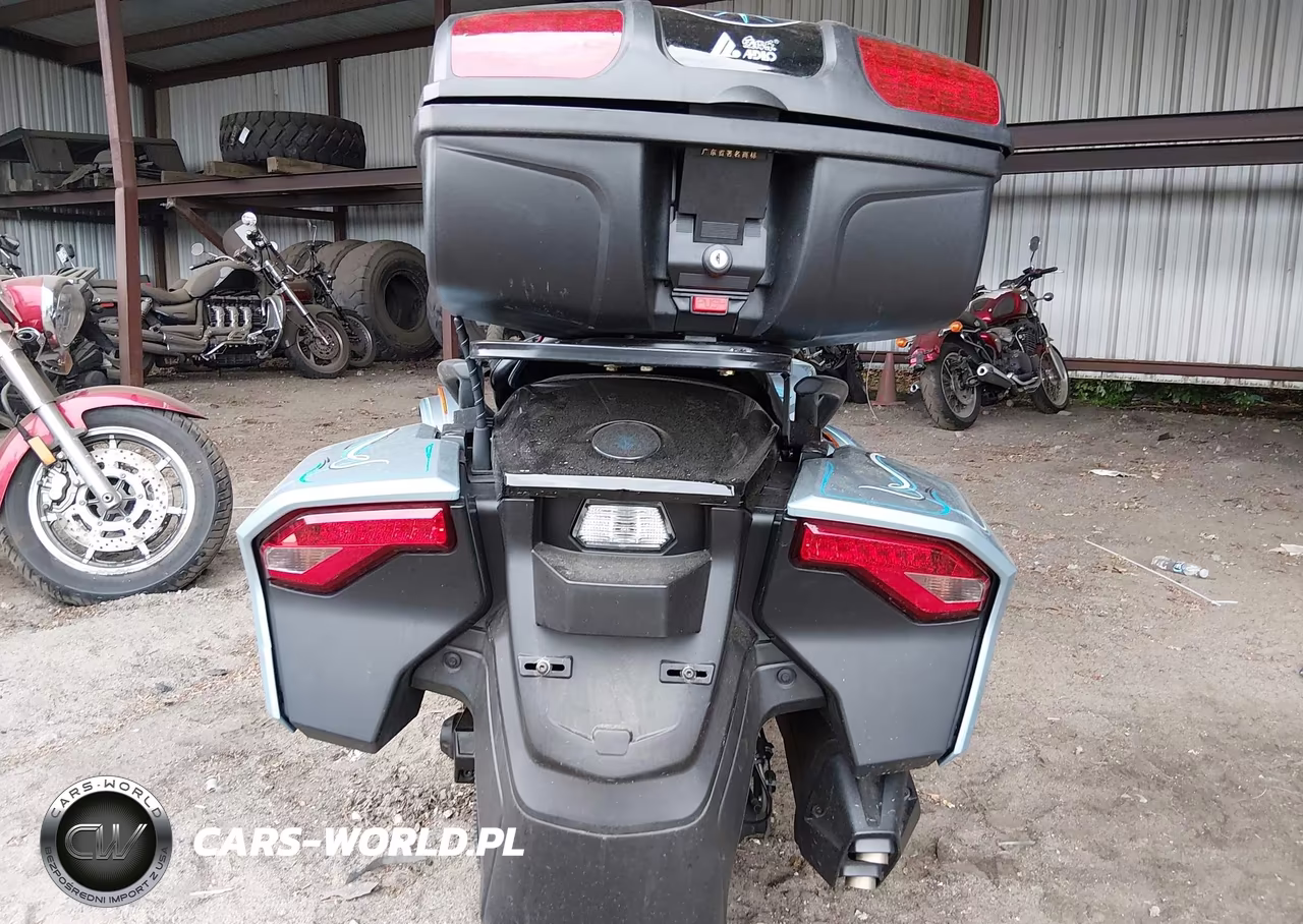 2022 Can-Am Spyder Roadster F3-T-F3 Limited VIN:2BXREDD20NV000631 - 6