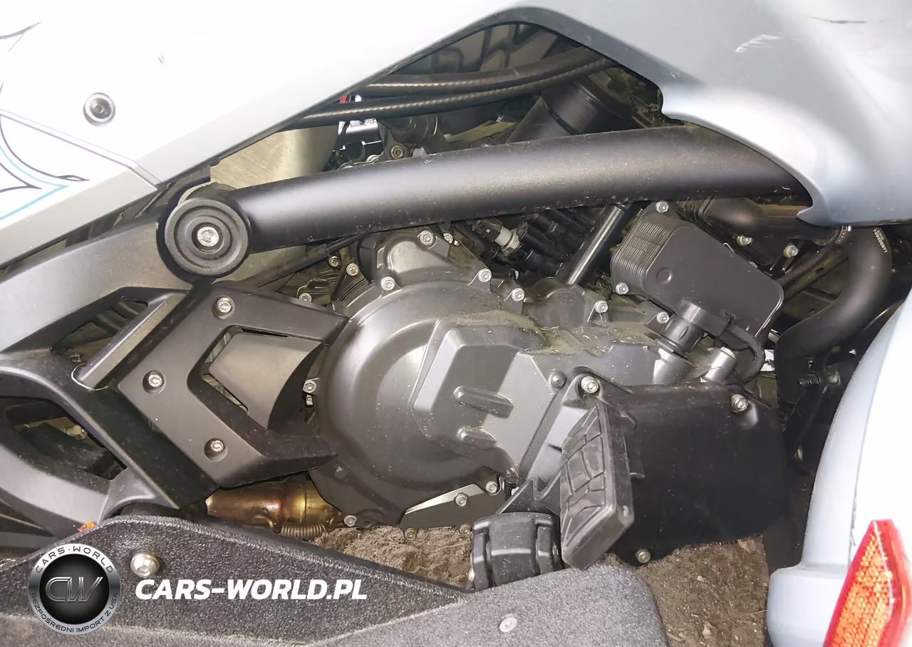 2022 Can-Am Spyder Roadster F3-T-F3 Limited VIN:2BXREDD20NV000631 - 8