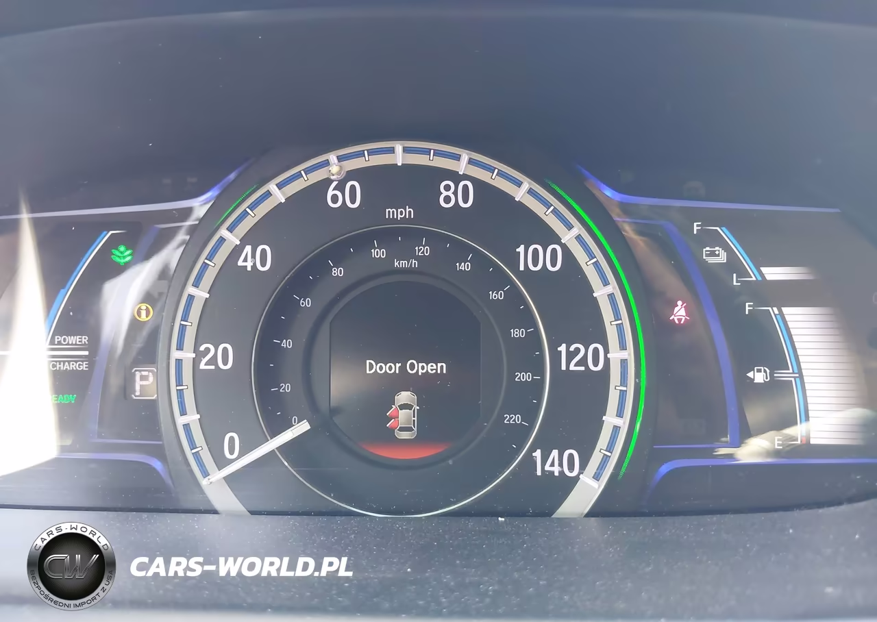 2015 Honda Accord Hybrid Touring VIN:1HGCR6F70FA012485 - 7