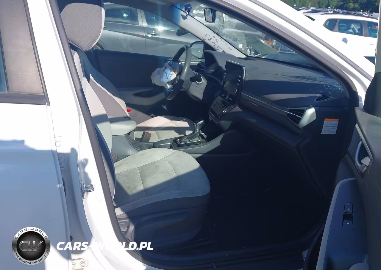 2021 Hyundai Ioniq Hybrid Blue VIN:KMHC65LC1MU245432 - 5