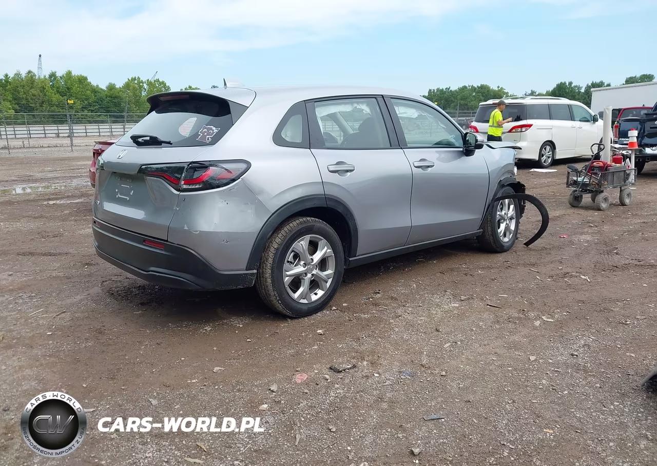 2023 Honda Hr-V Awd Lx VIN:3CZRZ2H34PM735024 - 4